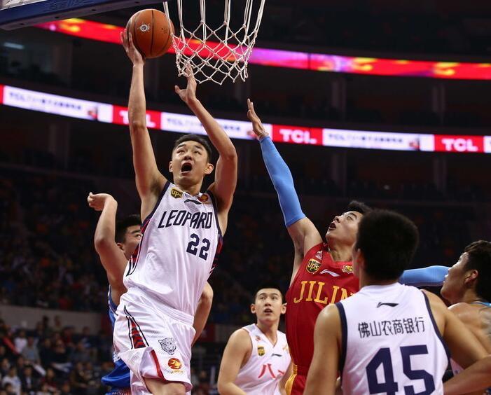 无雪季节的 无雪季节的