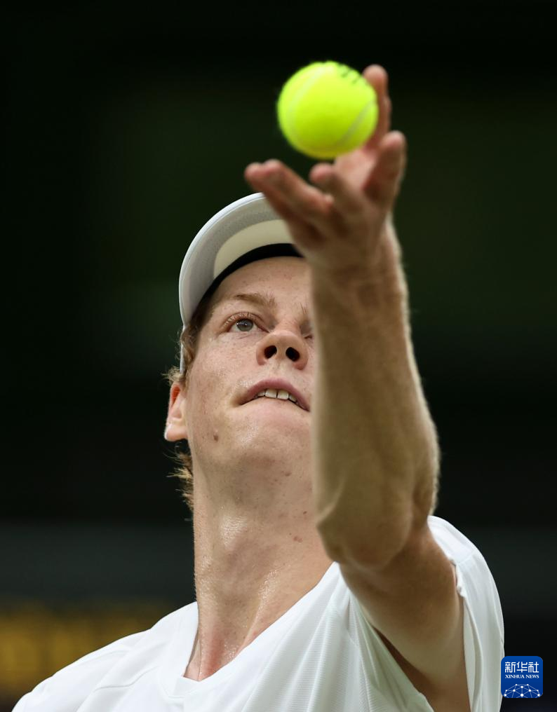 尤其对奉行 尤其对奉行